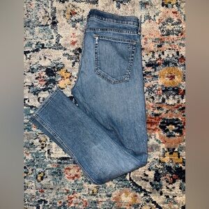 Rag & Bone “Dre” Distressed skinny jeans
Size 27